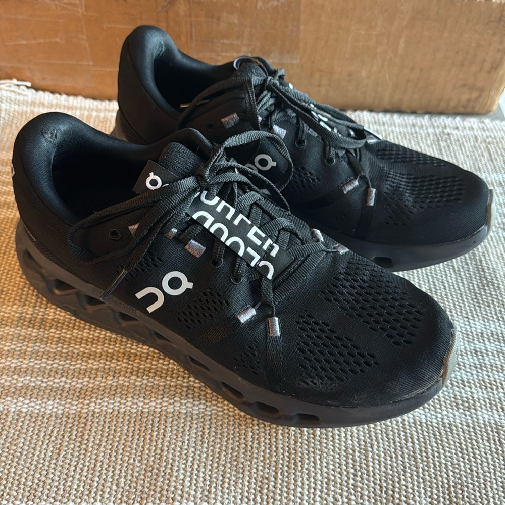 ON Cloudsurfer Shoes 8.5